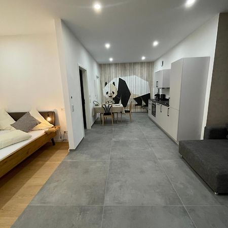 Neue Loft Im Alten Kelterhaus - Urlaub Im Wein- Und Ferienort Bekond Exterior foto